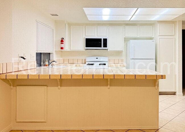 Building Photo - 9937 Dauntless St