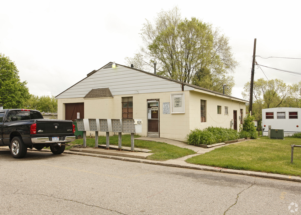 Primary Photo - Fairlane Estates Mobile Home Park