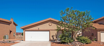 Building Photo - 7117 Mesquite Tree Ln