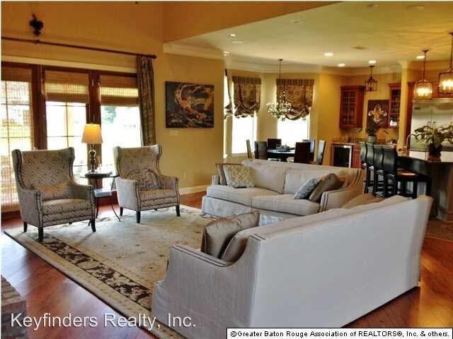 Foto del edificio - 5 br, 3.5 bath House - 112 Rosebud Dr.
