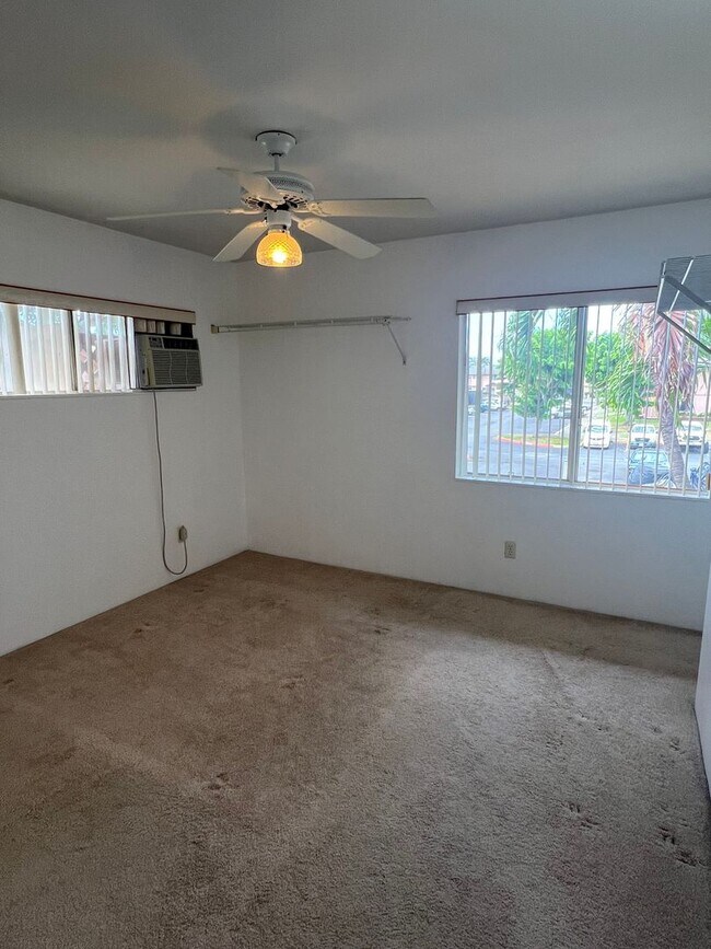 Foto del edificio - Kulalani Village in Kapolei - 2 Bedroom 1.5 Bath 2 Parking Townhome Unit