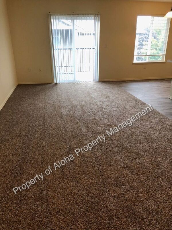 Foto del edificio - 1029 W Pine Ave