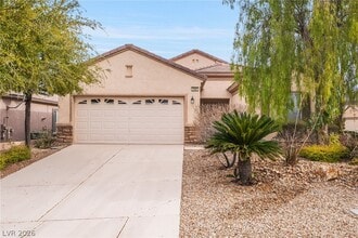 Building Photo - 2560 Crater Rock St