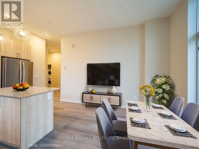 Building Photo - 118 West St