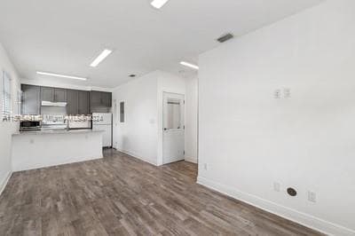 Building Photo - 1520 SW 11th Terrace