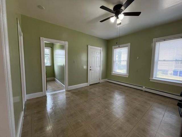 Foto del edificio - 362 Lonsdale Ave