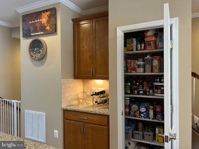 Building Photo - 7868 Crescent Park Dr
