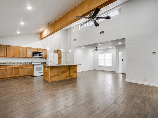Building Photo - San Antonio, TX - House - $1,745.00 Availa...