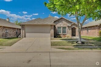 Building Photo - 1905 Nightingale Dr
