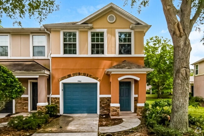 Building Photo - 5966 Pavilion Dr