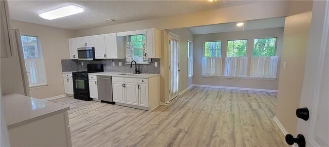 Building Photo - 3324 Benthollow Ln