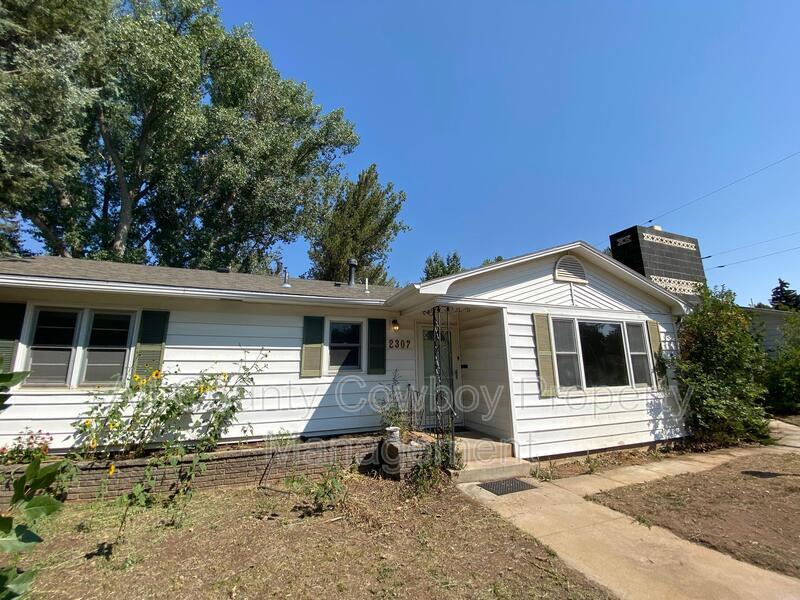 Building Photo - 2307 E Sheridan St