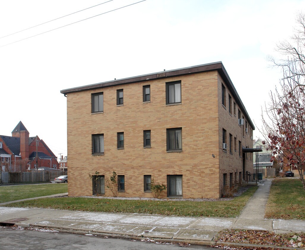Building Photo - 57 N 22nd St