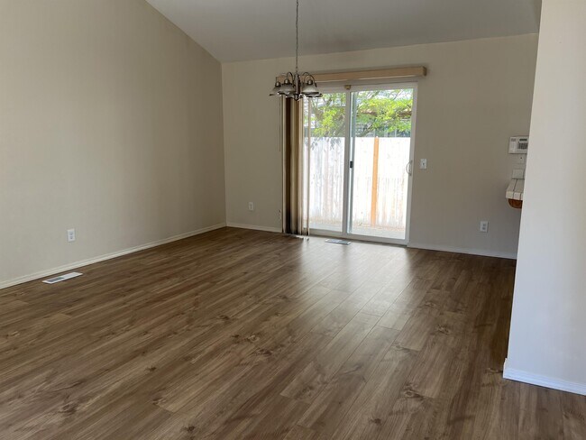 Building Photo - 15975 SW Gilmore Ct