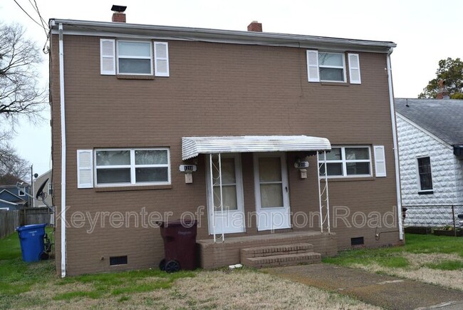Building Photo - 1216-1218 Hoover Ave