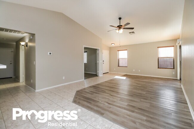 Foto del edificio - 3832 W Dancer Ln