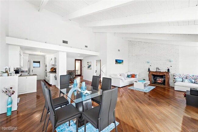 Foto del edificio - 3 br, 3 bath House - 2505 Juanita Way