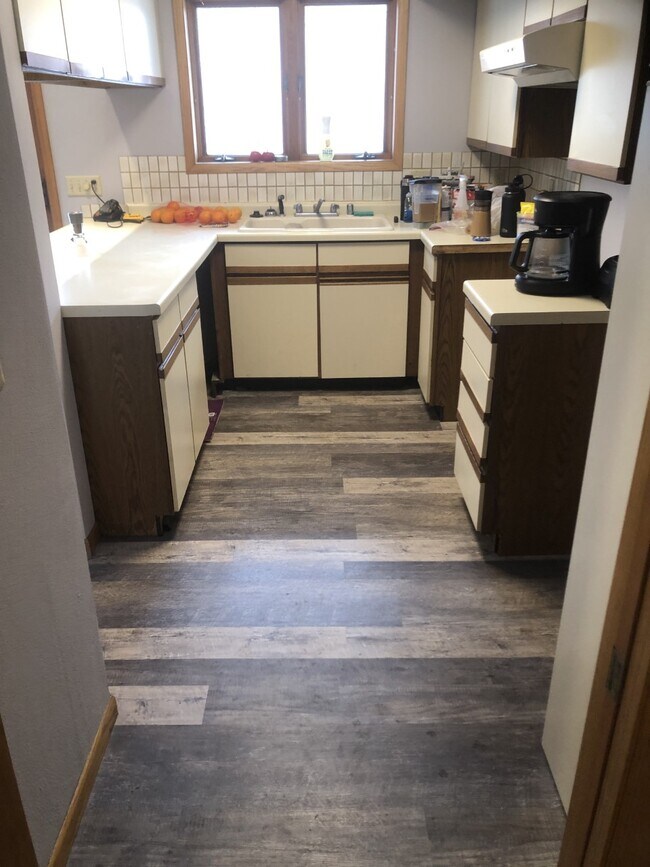 Foto del edificio - 7655 Farmington Way