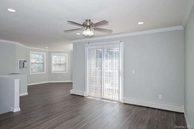 Building Photo - 55 5th Ave