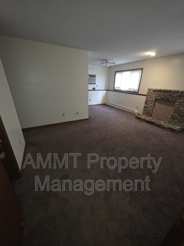 Building Photo - 4016 Westover Rd SE