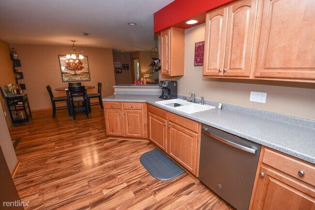 Building Photo - 2 br, 2 bath Condo - 520 Windstone Drive 112