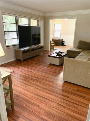 Foto del edificio - 7117 Robinhood Ln