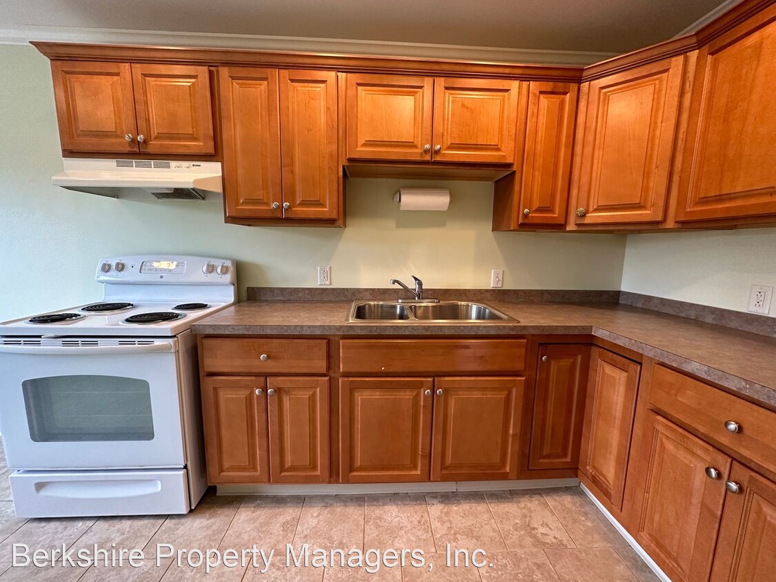 Primary Photo - 1 br, 1 bath House - 260 Pittsfield Road