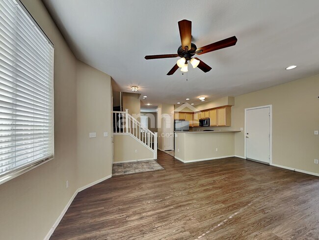 Foto del edificio - 4079 Sparrow Rock St