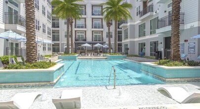 Building Photo - 9330 Main St