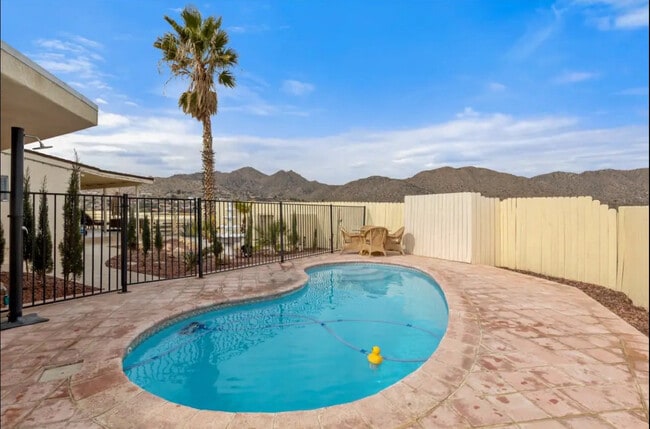 Foto del edificio - 7731 Arrowhead Dr