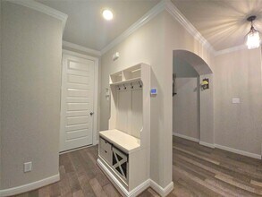 Building Photo - 5715 Caper Shores Ln
