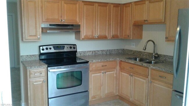 Building Photo - 505 Leeland Heights Blvd W