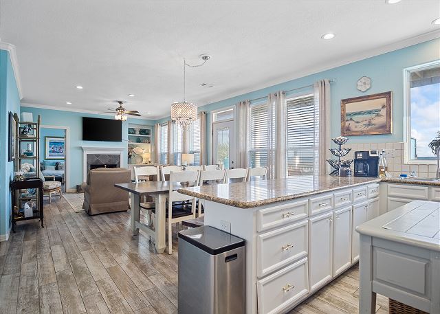 Building Photo - 3180 Sea Castle Dr