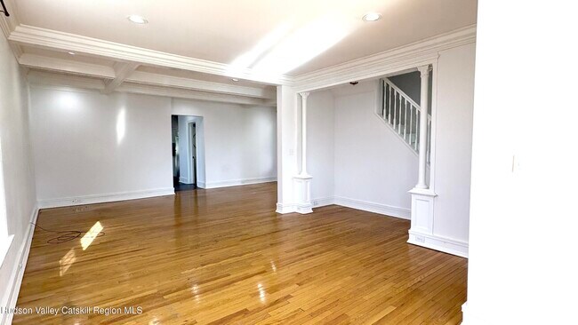 Building Photo - 16 McKinstry Pl