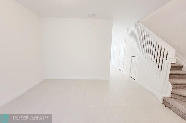 Building Photo - 13302 SW 286th St