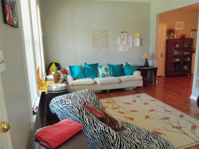 Foto del edificio - 2415 S 5th St