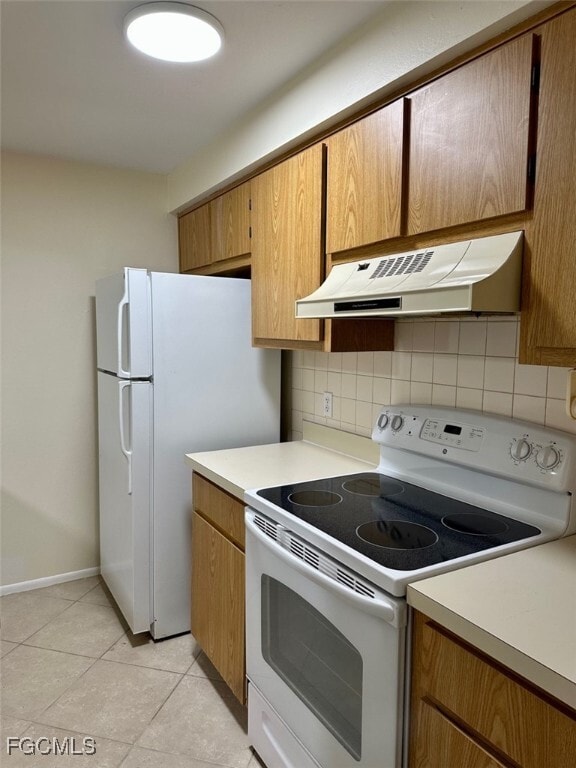 Building Photo - 13115 Feather Sound Dr