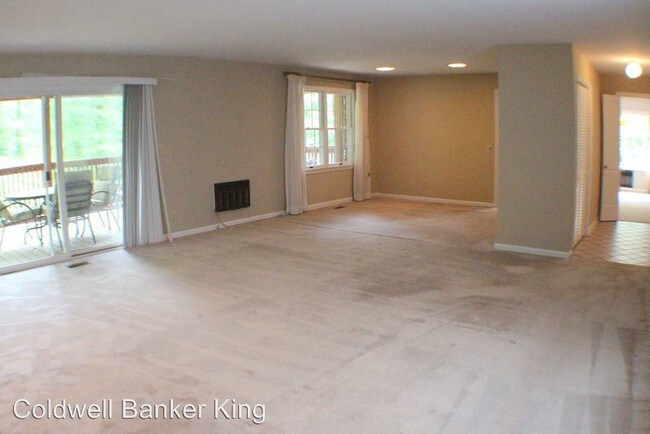 Foto del edificio - 3 br, 3 bath House - 112 Crooked Creek Rd