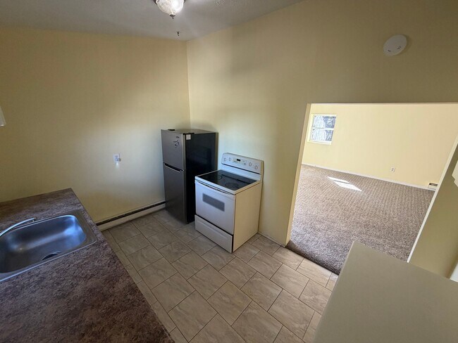 Foto del edificio - 625 Shelford Rd