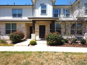 Building Photo - 2101 Town Centre Dr