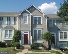 Building Photo - 14106 Rocky Valley Dr