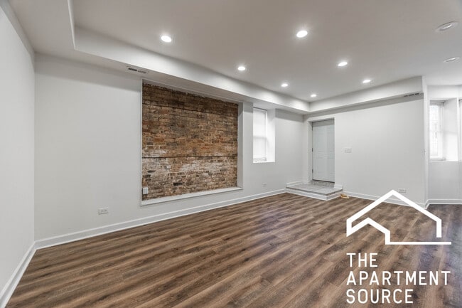 Building Photo - 2112 N Campbell Ave