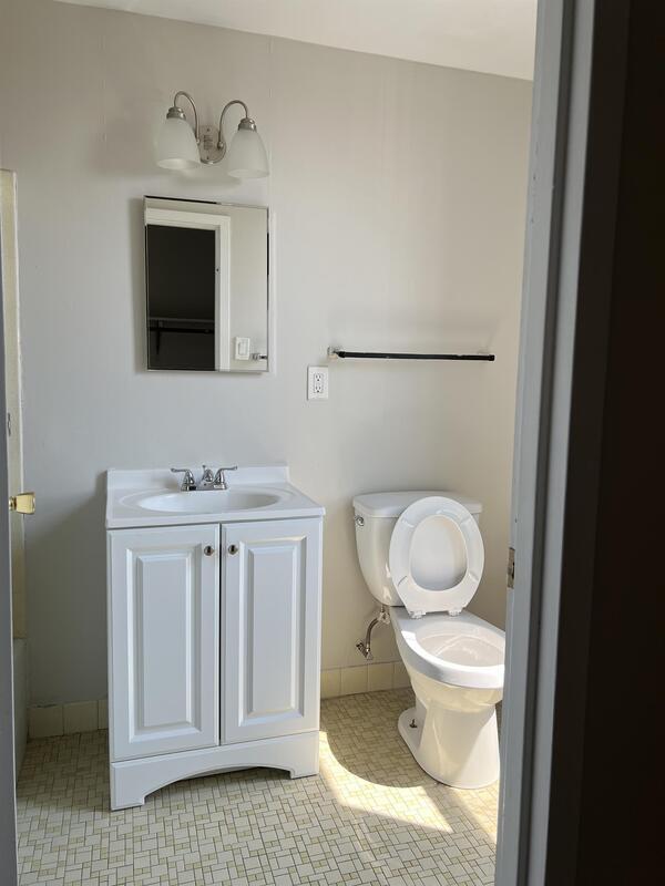 Building Photo - 967 Asylum Ave