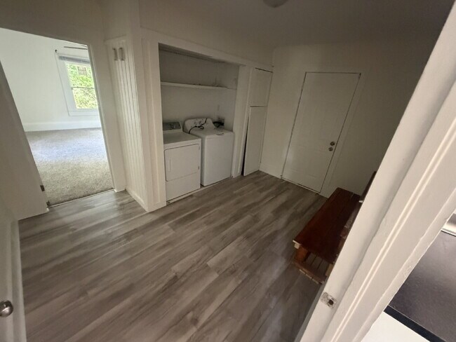 Foto del edificio - House for Rent