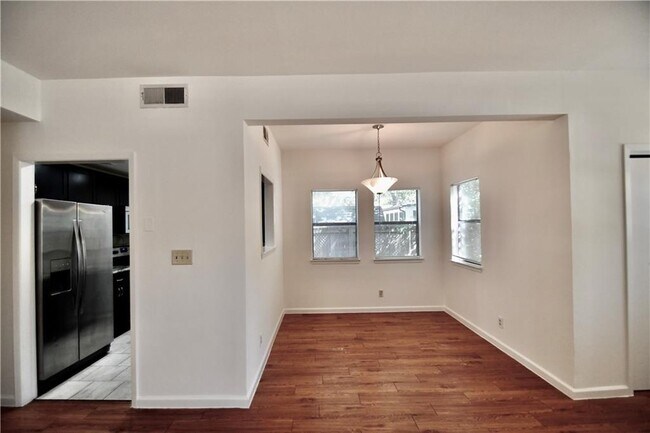 Foto del edificio - 3202 French Pl