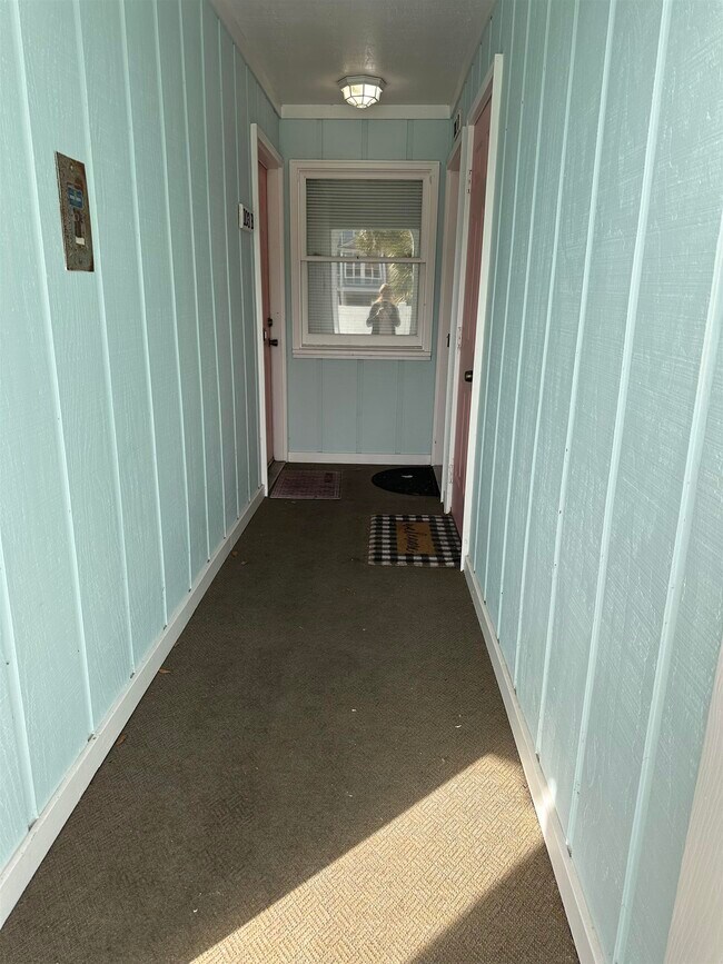 Foto del edificio - 420 Pine Ave