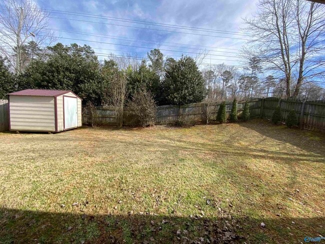 Foto del edificio - 131 Shadow Ct SW