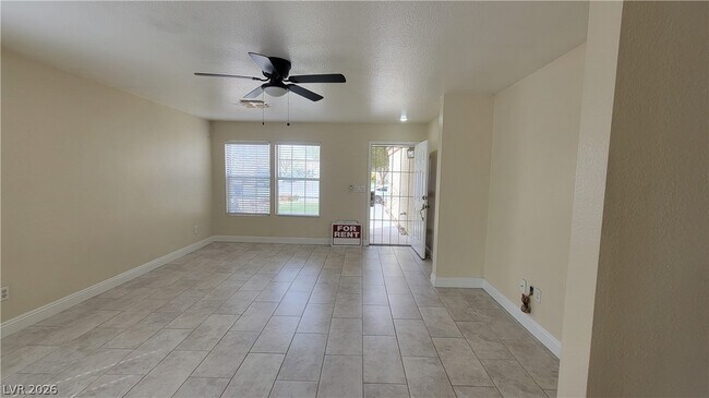 Building Photo - 721 Hitchen Post Dr