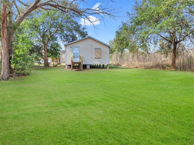 Foto del edificio - 6611 Jensen St