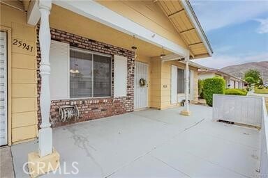 Foto del edificio - 25941 Lancaster Dr